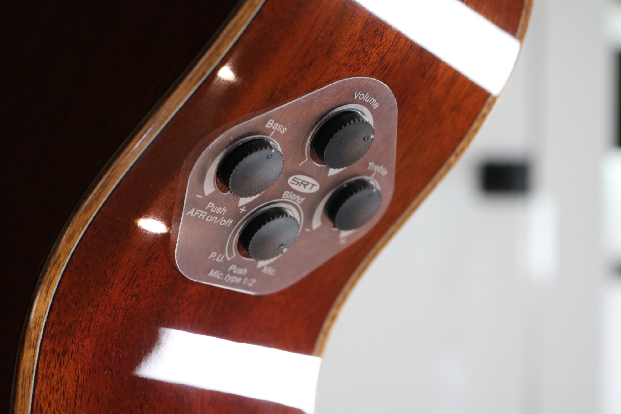 Yamaha AC3M ARE ElectroAcoustic Guitar, Yamaha HQ Showroom Model In