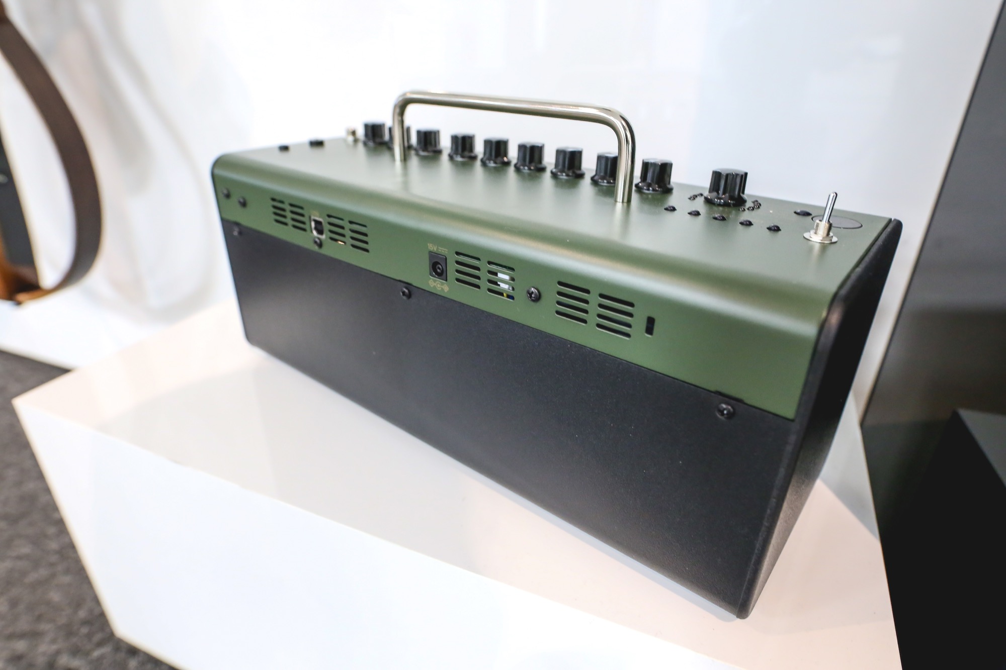 Yamaha ExShowroom THR10X Extreme Hi Gain Guitar Amp Yamaha Music London