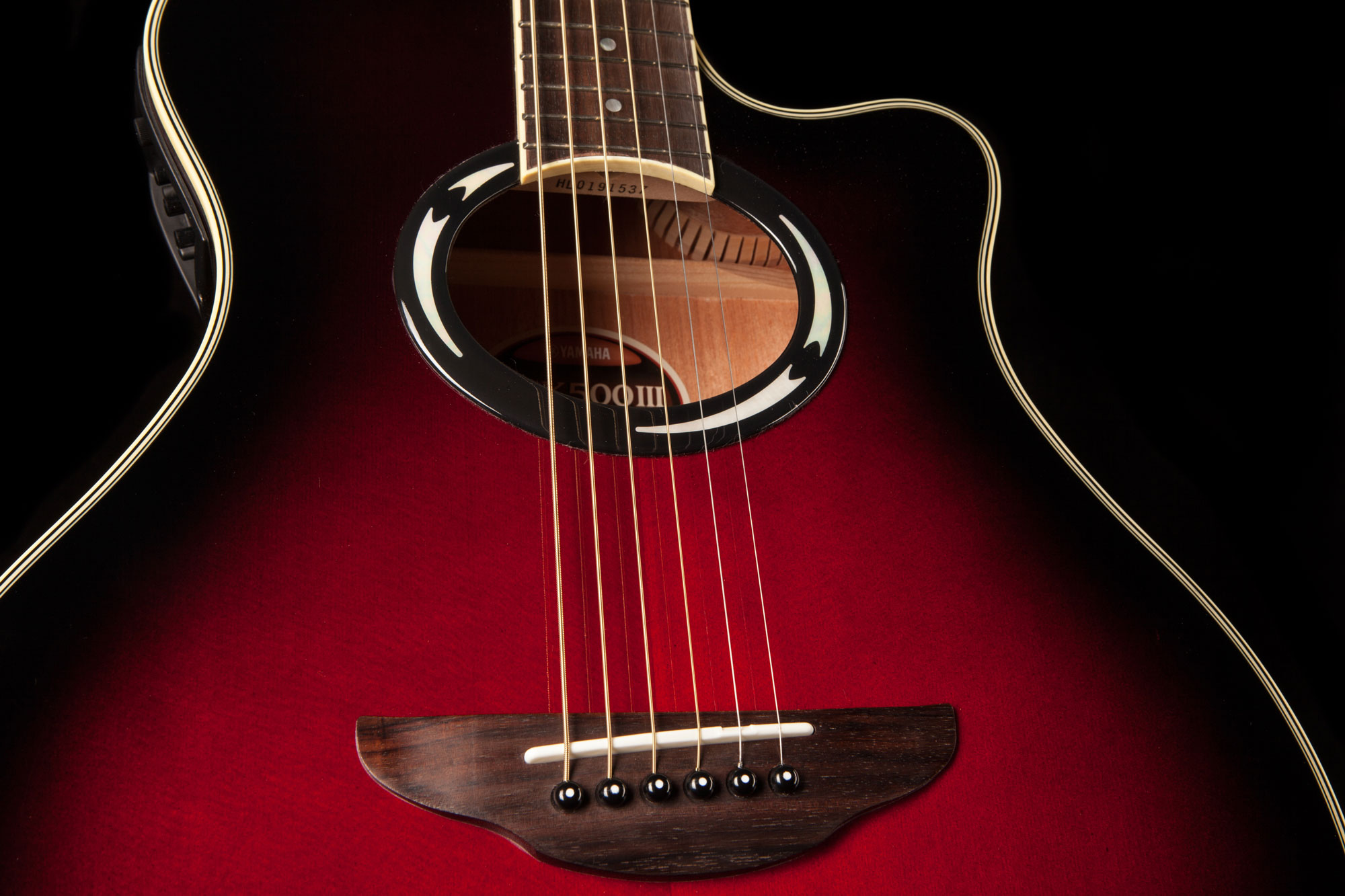 Yamaha APX500 MkIII ElectroAcoustic Guitar In Dusk Sun Red Finish