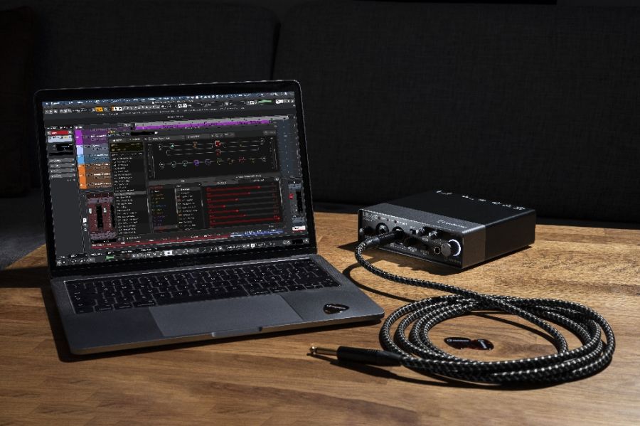 Steinberg Guitar Recording Kit with UR22C USB 3.0 Audio Interface