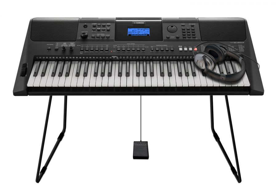 Photo of the Yamaha PSR-E453 Home Keyboard