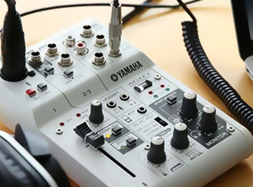 AG03 Mixer