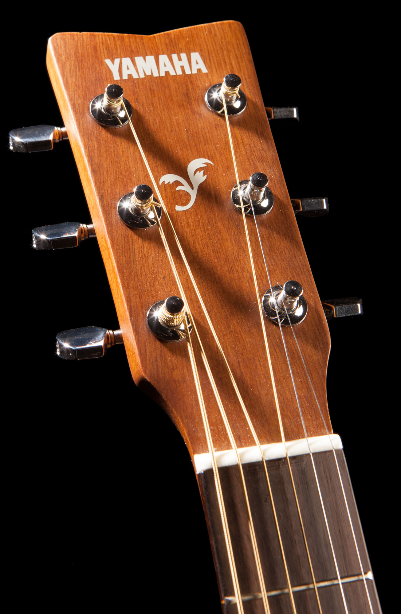yamaha-f310-acoustic-guitar-in-natural-finish-yamaha-music-london